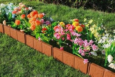 Bord de gespa metàl·lic